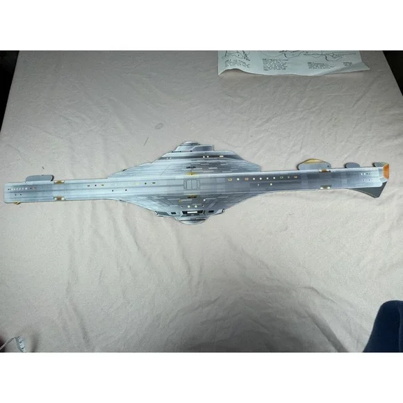 Star Trek "The Video Collection" U.S.S. Enterprise NCC-1701 Display Mobile 1988 - Picture 12 of 16